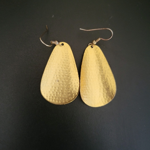 Gold Earrings - Picture 2 of 3